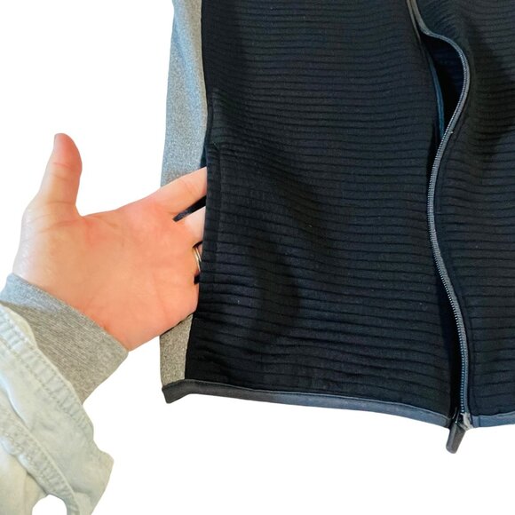 Old Navy Active Full-Zip Black & Gray Jacket XL Boys - Picture 3 of 9